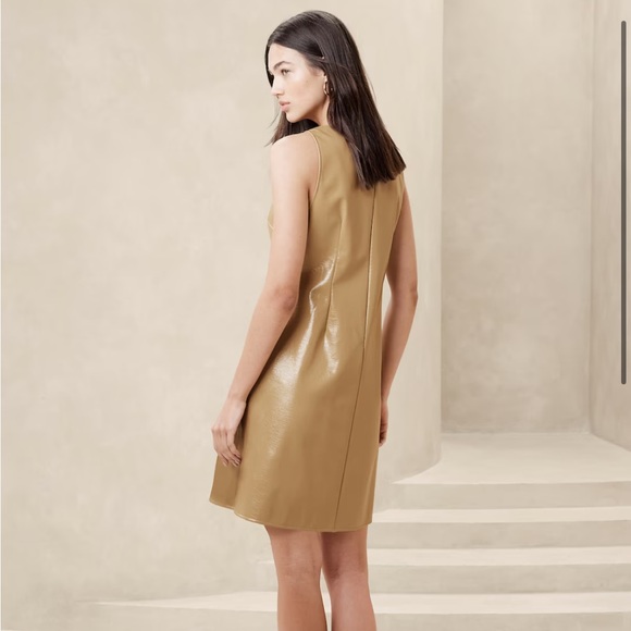 ✨HP✨ Banana Republic | Patent Vegan Leather Mini Dress - Picture 3 of 9